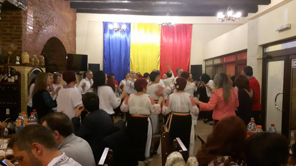 Eu, ea și viata printre gene Episodul 11